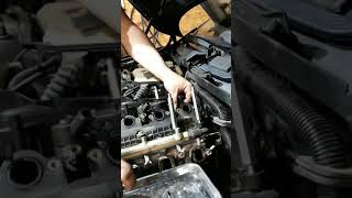 BMW M4757 injectors removal 525d530d 330d 730d Gorilla Garage [upl. by Pearl]