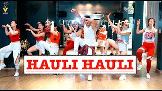 HAULI HAULI  Yeah Baby Remix  Bollywood Zumba  Garry Sandhu Neha Kakkar Ajay DevgnTabu [upl. by Ihtraa]