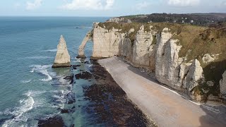 Les Falaises dÉtretat  Étretat  SeineMaritime  Normandie  France  Hiking the cilff of Etretat [upl. by Farrington]